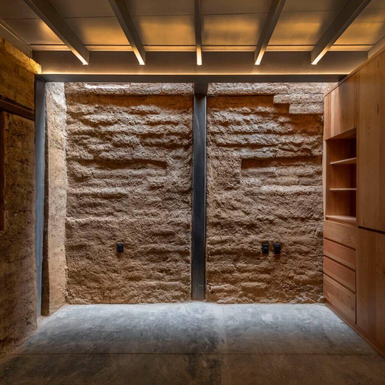 Casa de adobe, habitación de adobe, Casa taller Plúmula en Oaxaca por Espacio 18 Arquitectura