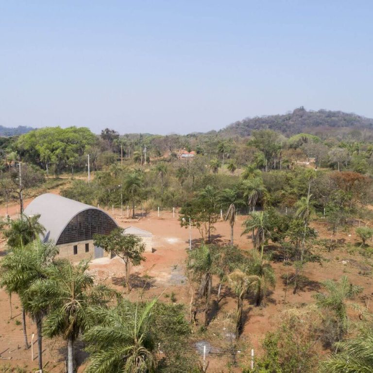 Casa taller el caparazón en Paraguay