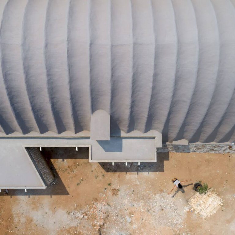 Casa taller el caparazón en Paraguay