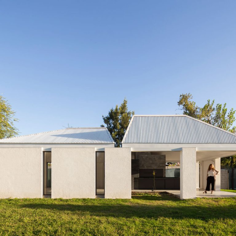 Casa y quincho Talacasto etapa I en Argentina por Estudio 2(A) DosArquitectas - Fotografias de arquitectura