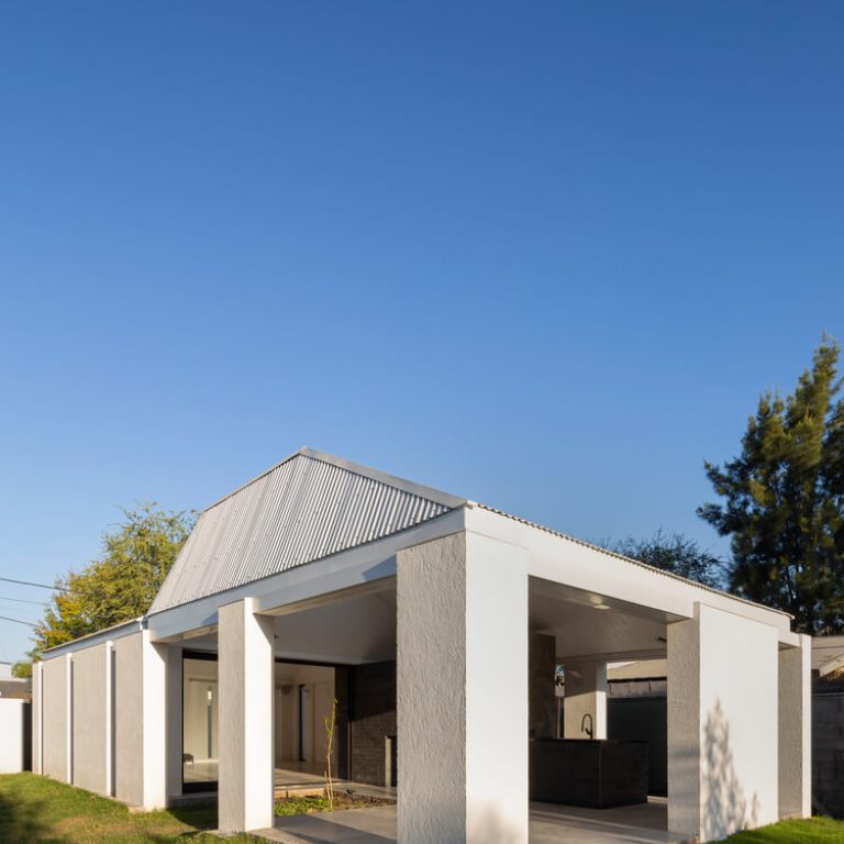 Casa y quincho Talacasto etapa I en Argentina por Estudio 2(A) DosArquitectas - Fotografias de arquitectura