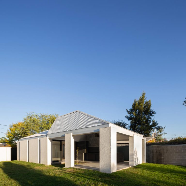 Casa y quincho Talacasto etapa I en Argentina por Estudio 2(A) DosArquitectas - Fotografias de arquitectura