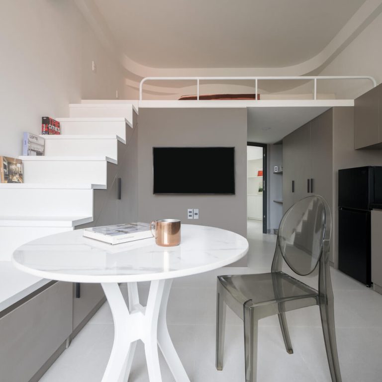 Cloud House por ROOM+ Diseño y Construcción