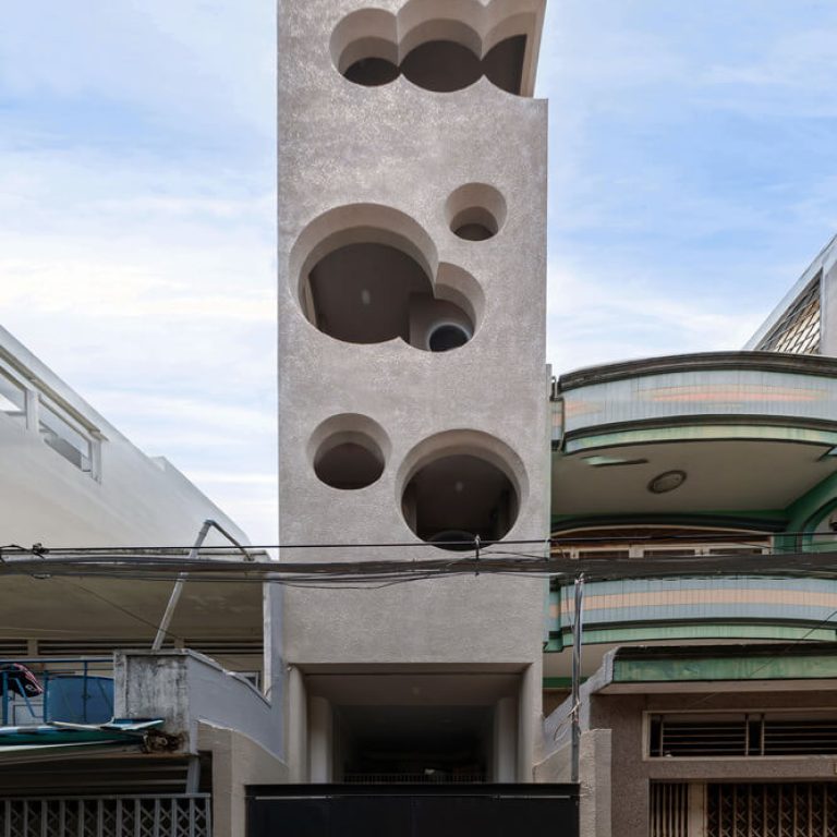 Cloud House por ROOM+ Diseño y Construcción