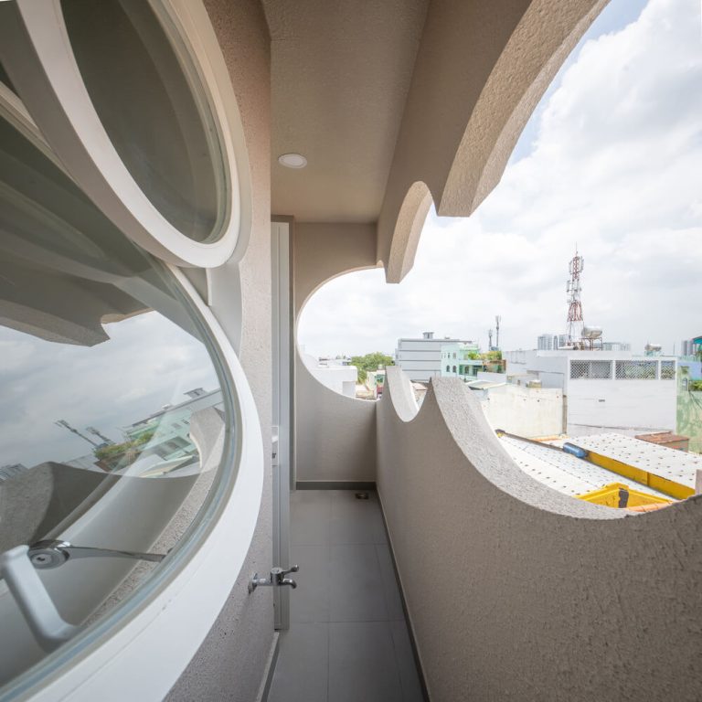 Cloud House por ROOM+ Diseño y Construcción