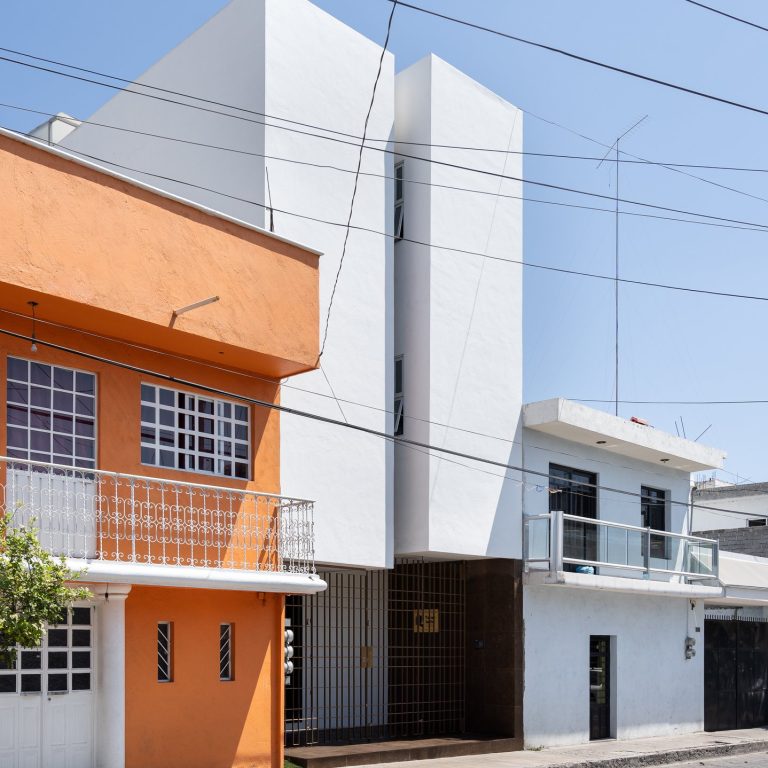 Estudia Vertical en Puebla por METAMORFO Arquitectos - Fotografía de Arquitectura