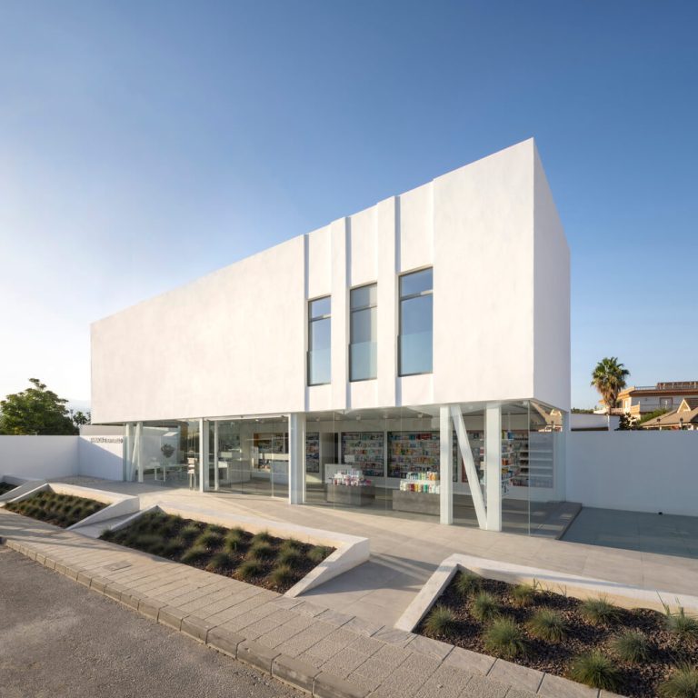 Farmacia - Vivienda ARM en España