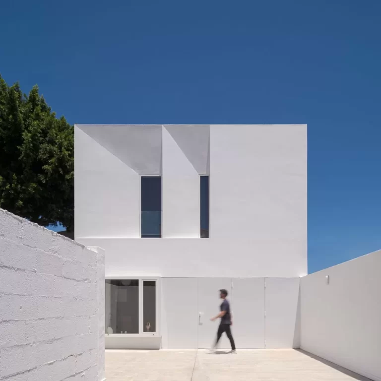 House F en España por XStudio - Fotografía de Arquitectura - El Arqui MX