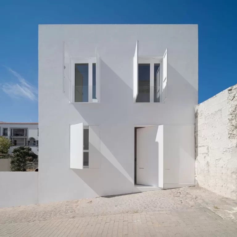 House F en España por XStudio - Fotografía de Arquitectura - El Arqui MX