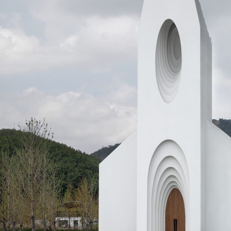 La Iglesia de la Cámara en China por BUZZ - Büro Ziyu Zhuang