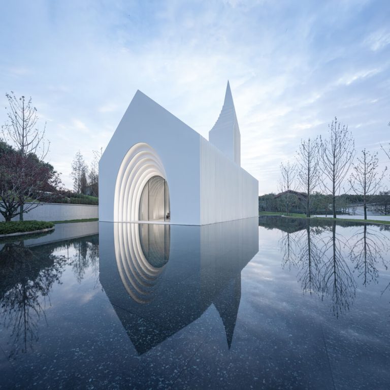 La Iglesia de la Cámara en China por BUZZ - Büro Ziyu Zhuang