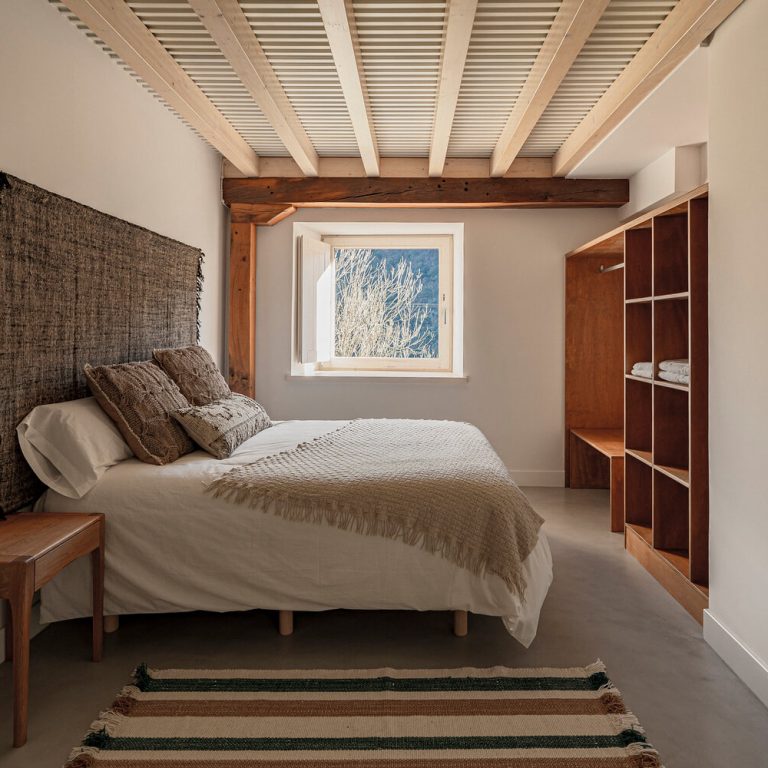 Luarna House en España