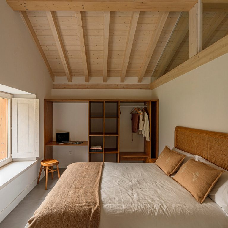 Luarna House en España