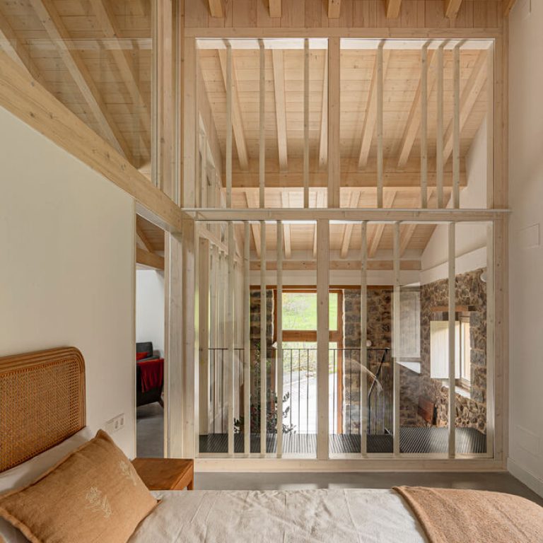 Luarna House en España