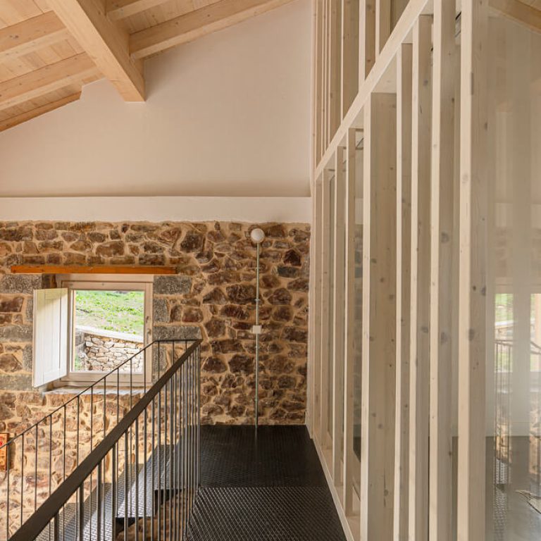 Luarna House en España