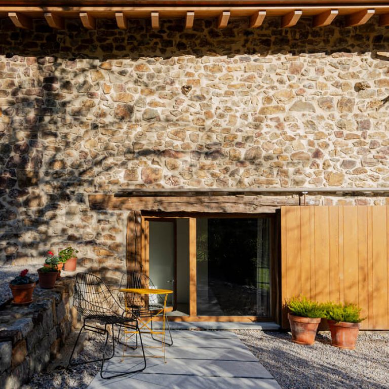 Luarna House en España