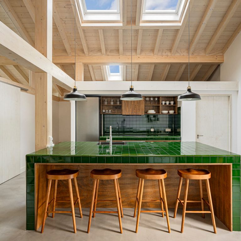 Luarna House en España