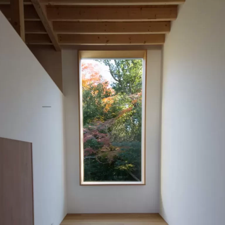 Taller en Shiroyama en Japón por Katsutoshi Sasaki + Associates - Fotografía de Arquitectura - El Arqui MX