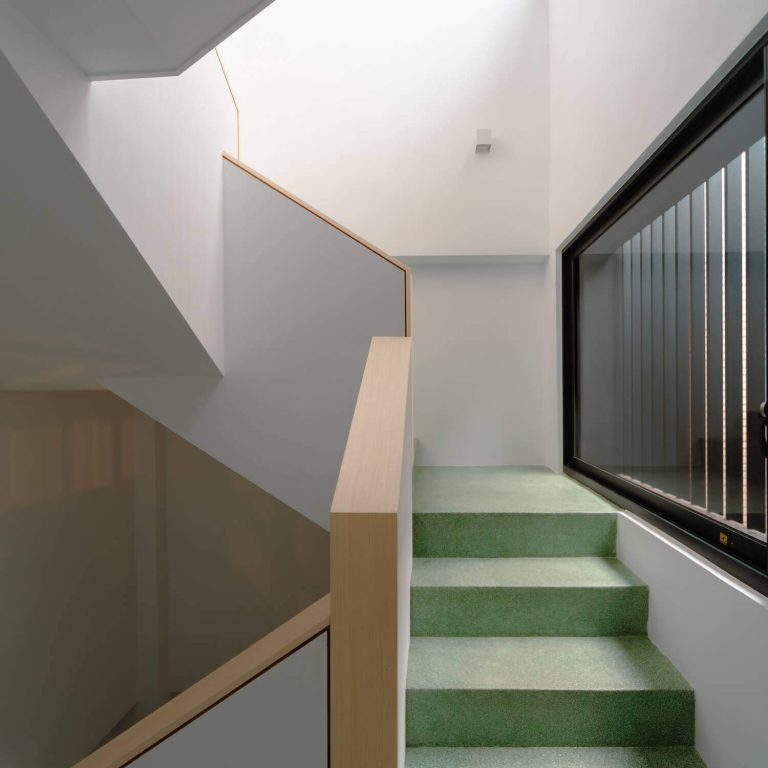 The Veil House en Taiwán por Paperfarm Inc