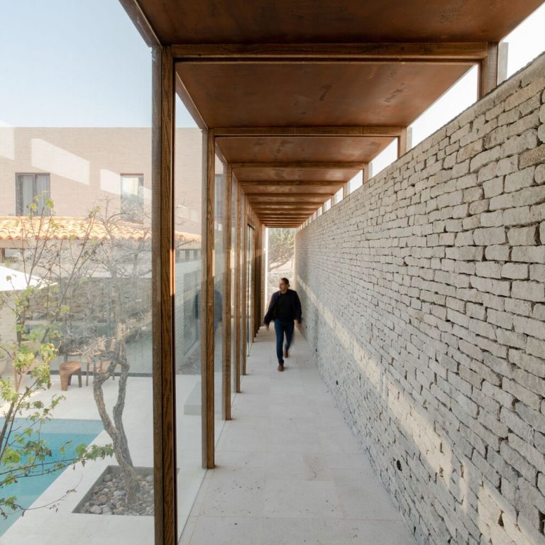 Vivienda Zarcillo en Guanajuato por estudio ar - Fotografía de Arquitectura - El Arqui MX