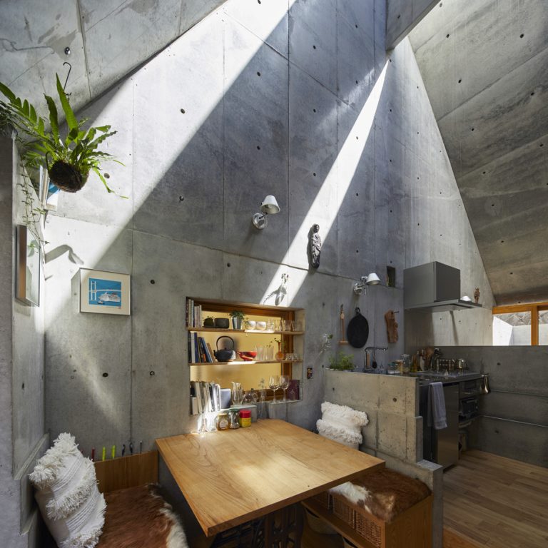 Casa Amor 2 en Japón