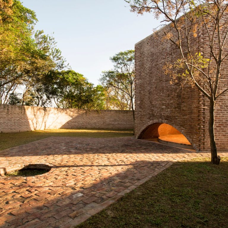 Capilla San Bernardo en Argentina por Nicolás Campodónico - Fotografía de Arquitectura - El Arqui MX