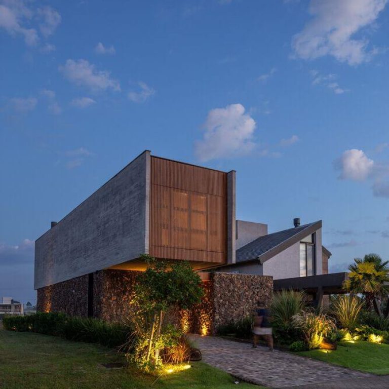 Casa da Guarita por Oficina Conceito Arquitetura