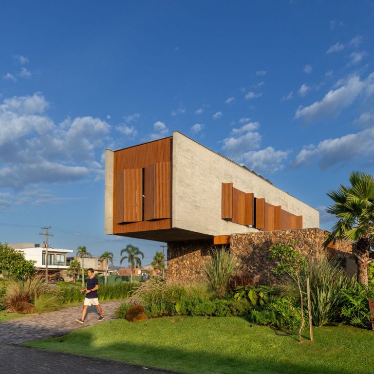 Casa da Guarita por Oficina Conceito Arquitetura