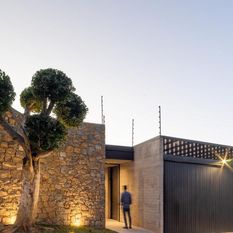 Casa Laurel en Oaxaca por Miguel Avila Arquitectura