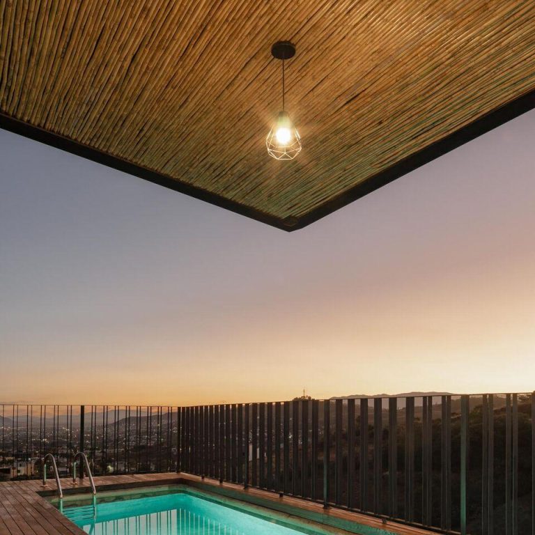 Casa Laurel en Oaxaca por Miguel Avila Arquitectura